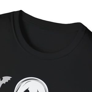 Halloween Ghost Reading 'Books' T-Shirt