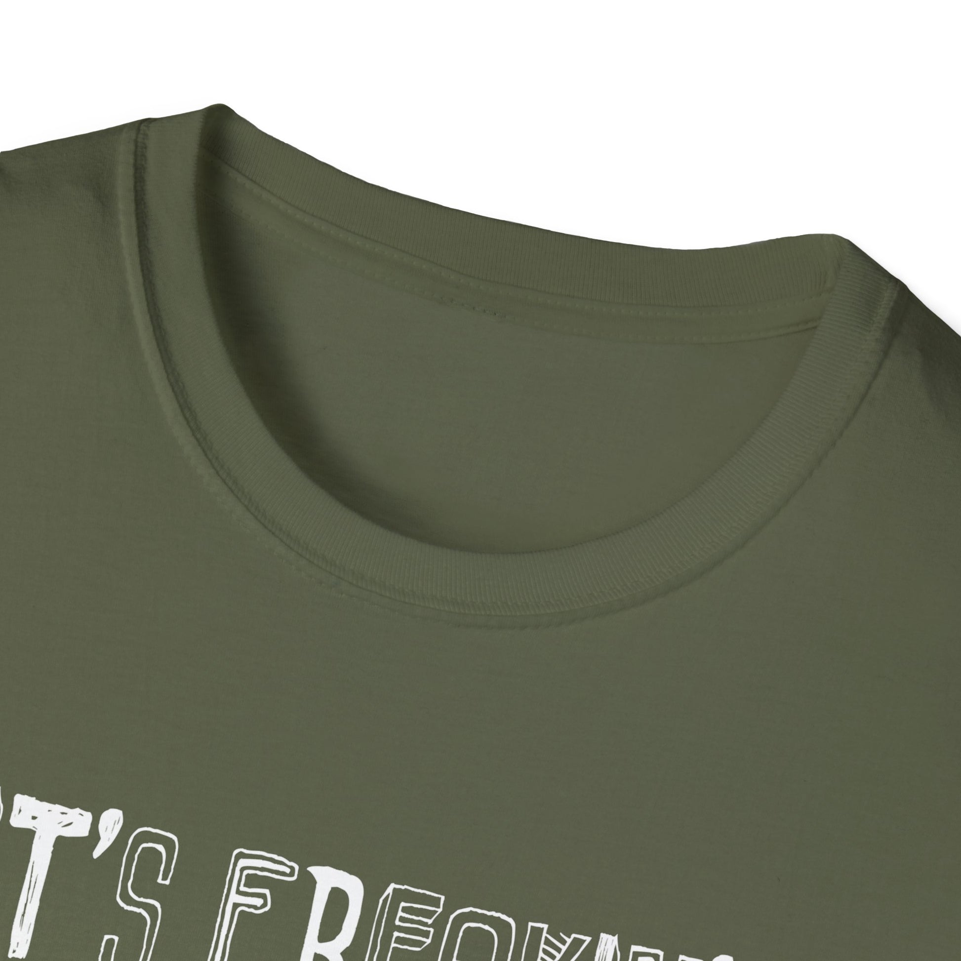 It's Freakin' Bats T-Shirt — I Love Halloween Graphic Tee