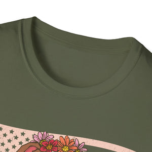 Pitbull Mom T-Shirt – Floral Pitbull with American Flag