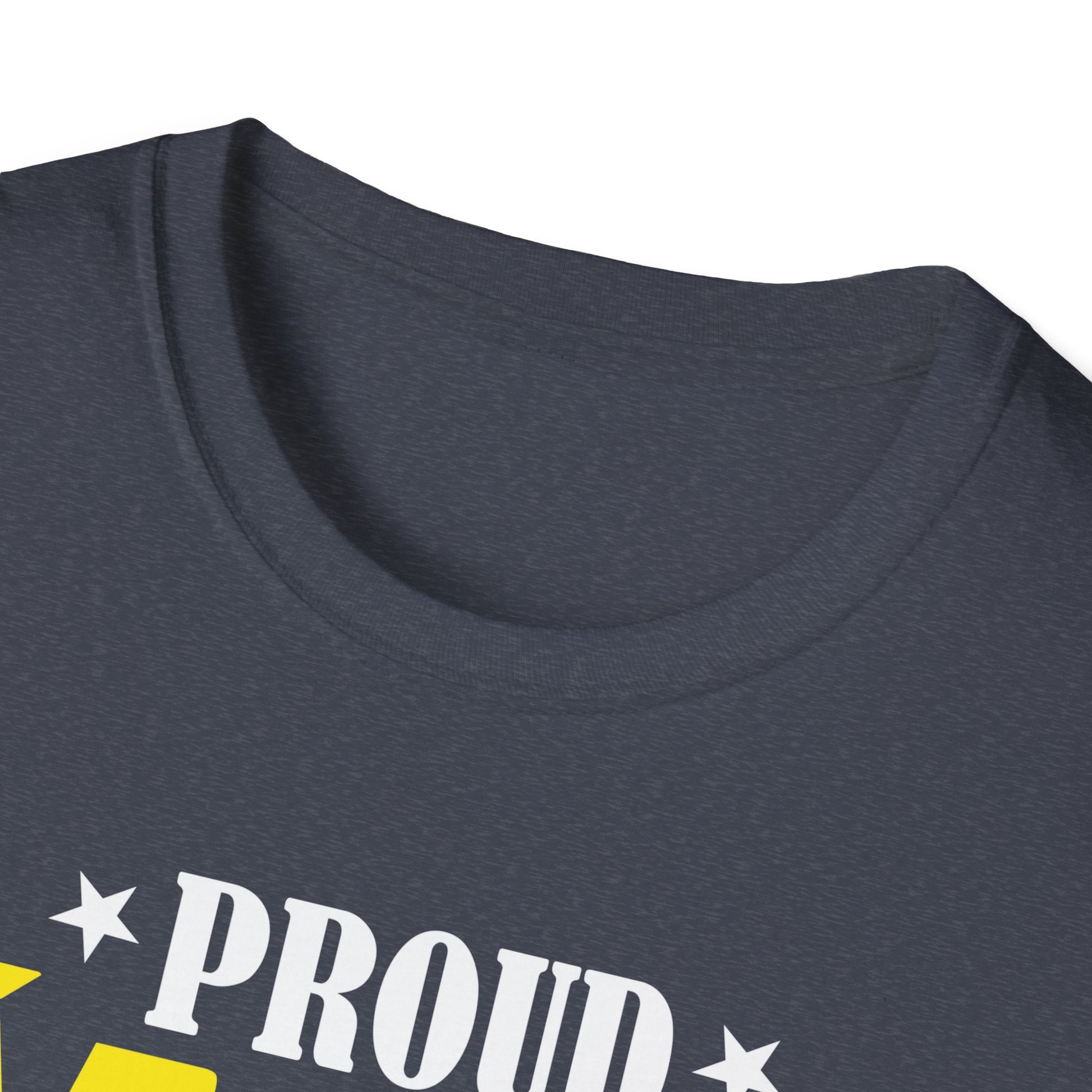 Color Guard Senior Mom Class of 2025 Graduation funny Mom Unisex T-Shirt