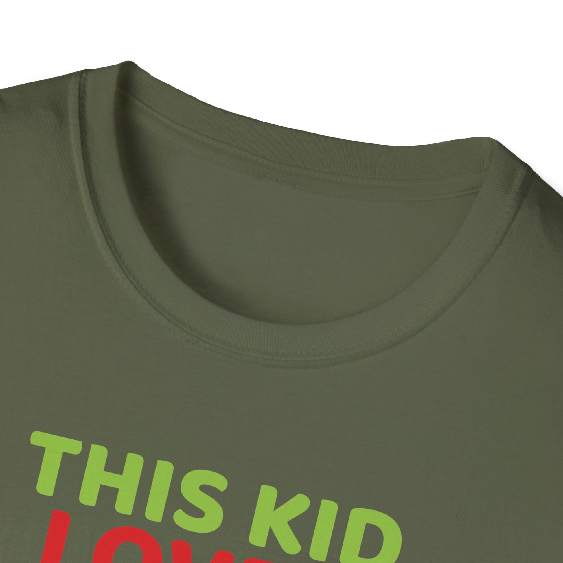 This Kid Loves Christmas Xmas Pajama Toddler Boys Girls Kids T-Shirt