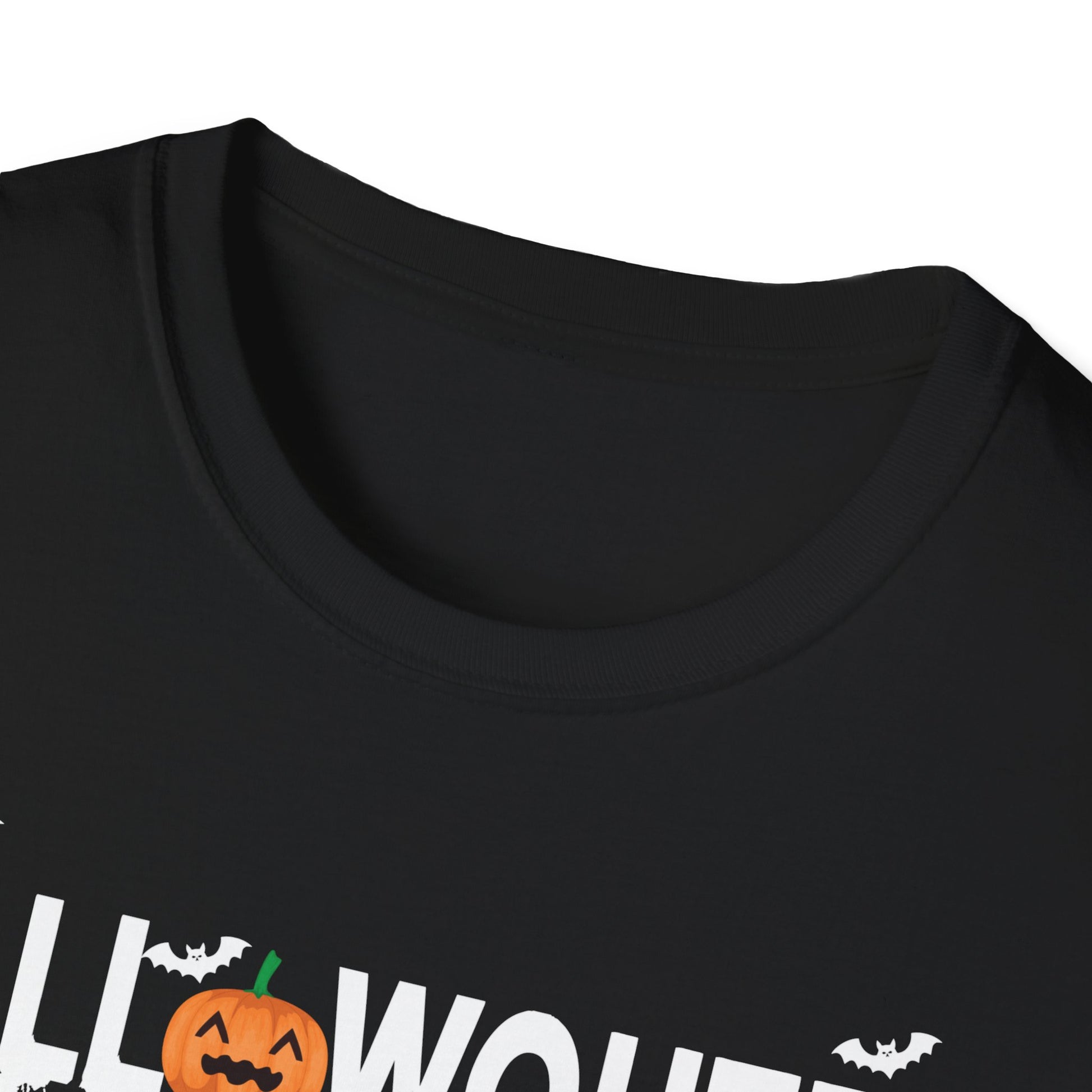 Halloween Queen T-Shirt — Cute Pumpkin & Bat Halloween Tee
