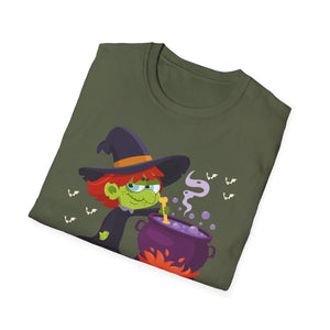 I Smell Children Funny Halloween Witch Costume Halloween Tee Unisex Softstyle T-Shirt
