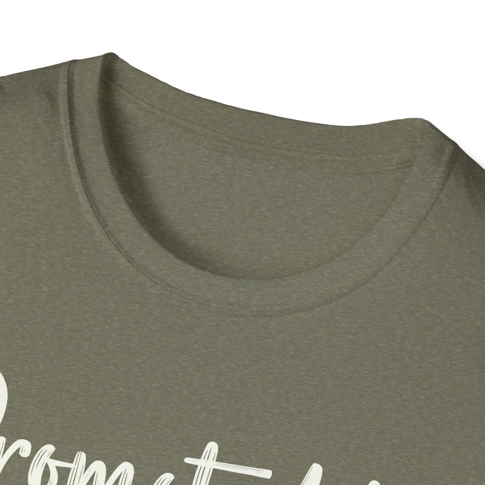Promoted To Mommy Est 2025 Floral Funny Mothers Day 2025 Unisex T-Shirt