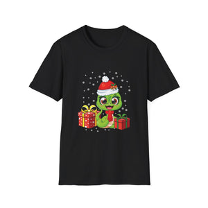 Christmas Turtle T‑Shirt — Cute Santa Hat Turtle with Gifts Holiday Tee