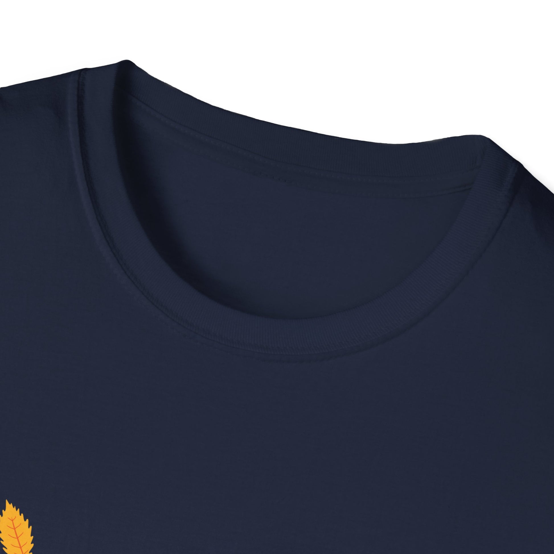 Thanksgiving T-Shirt — Happy Thanksgiving Fall Leaves Holiday Tee