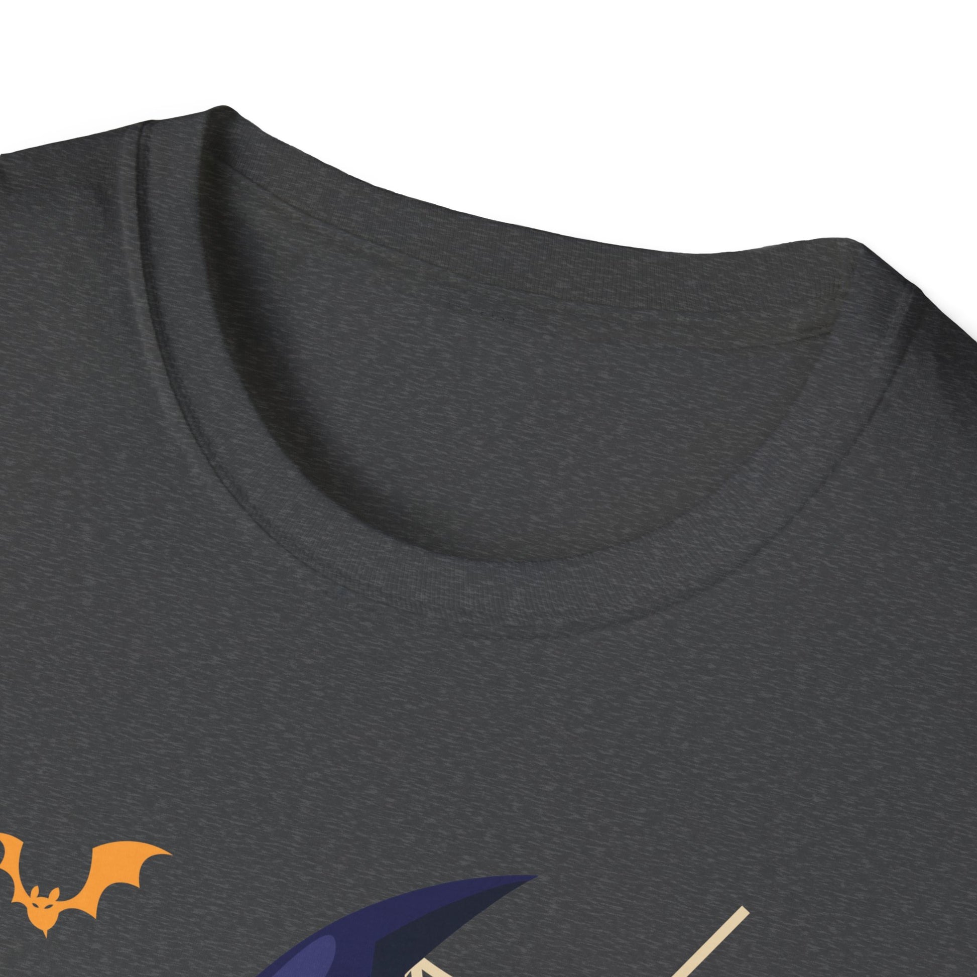 Halloween Corgi Witch T-Shirt — Cute Dog Costume Pumpkin & Spooky Vibes