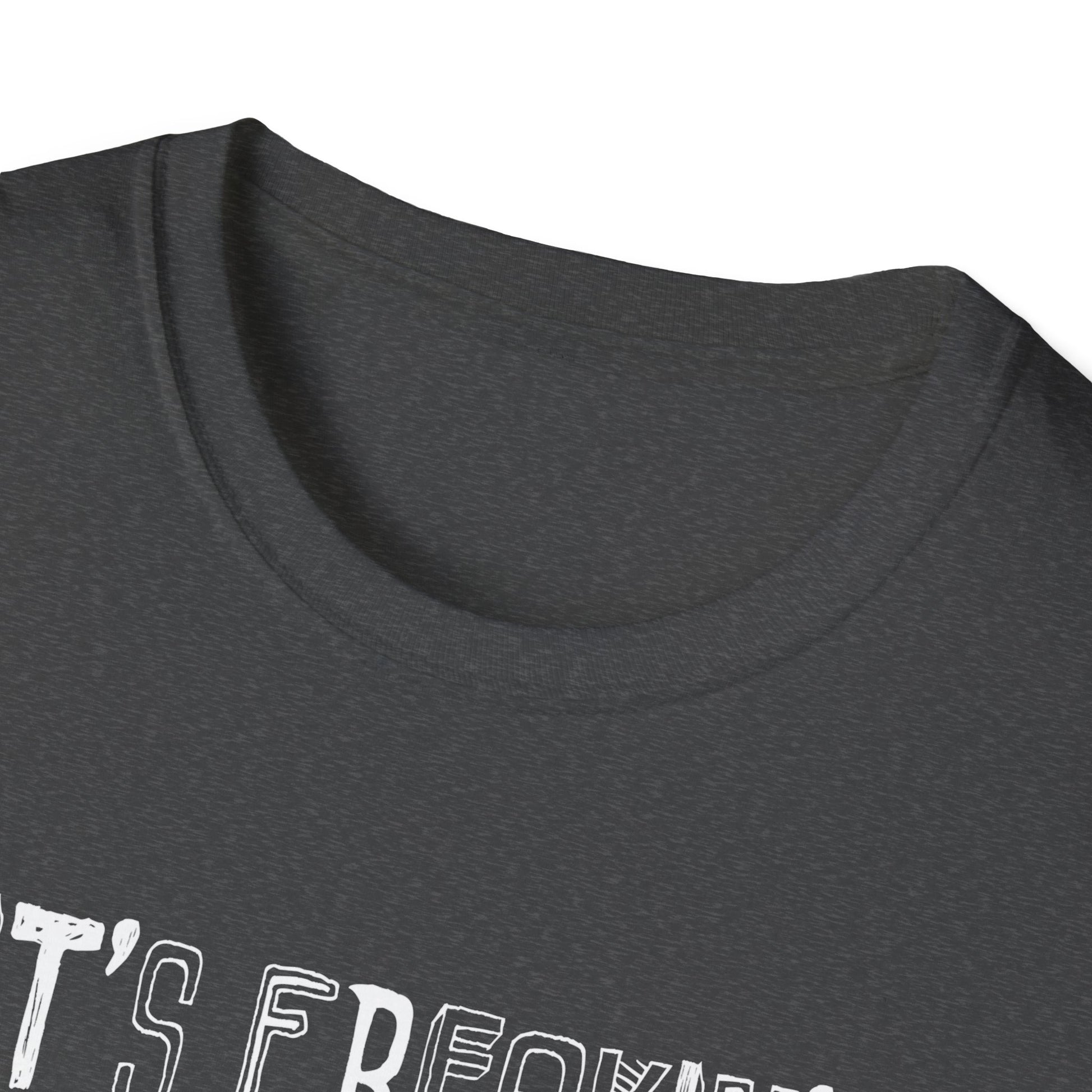 It's Freakin' Bats T-Shirt — I Love Halloween Graphic Tee