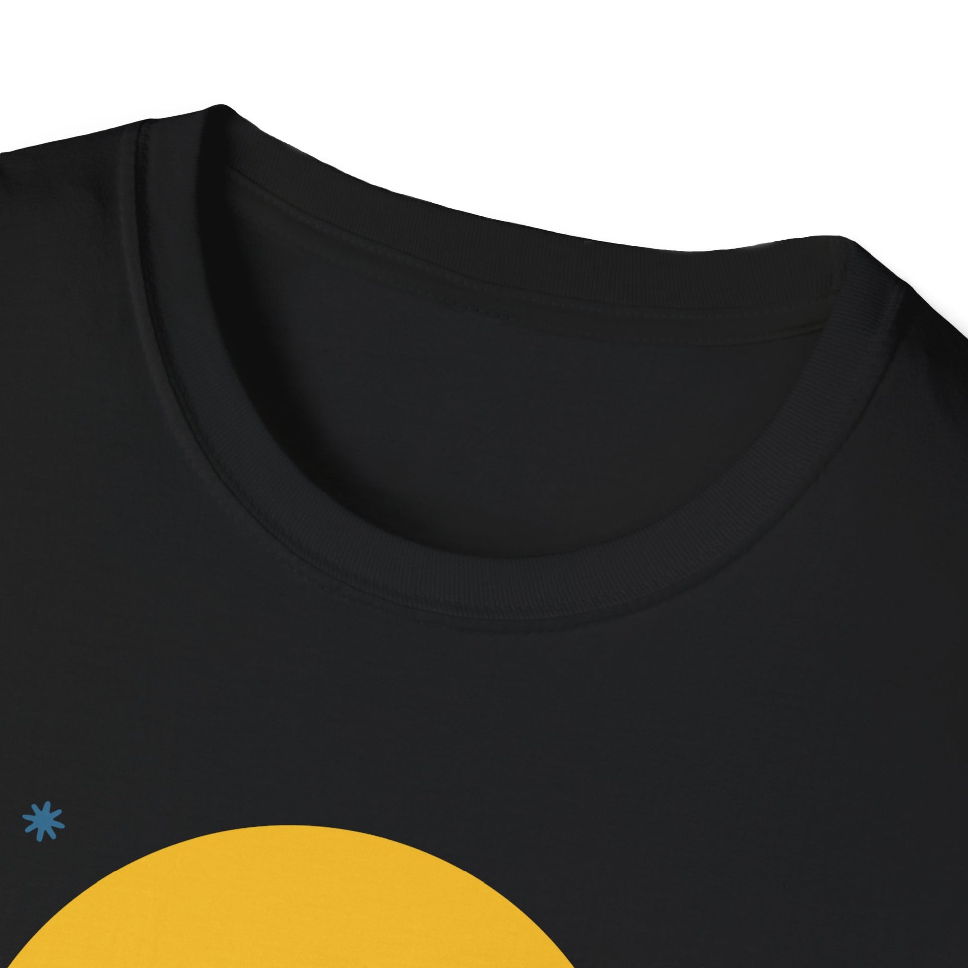 Thanksgiving Turkey T-Shirt — Cute "Happy Thanksgiving" Holiday Tee  Unisex T-Shirt